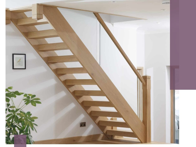 Изготовление деревянных лестниц под ключ в Дальнегорске для дома