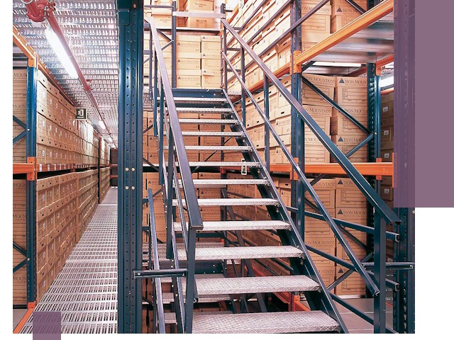 Лестницы складские прочные и безопасные под ключ в Дальнегорске