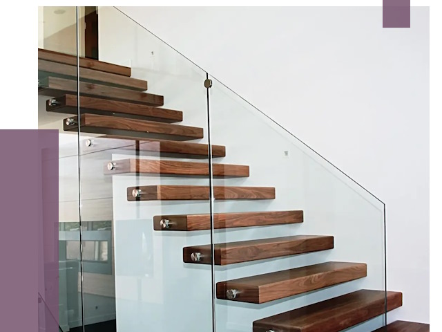 Стеклянные перила для лестницы в Дальнегорске от 14941 руб.