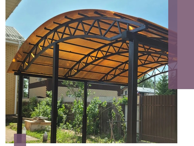 Изготовление навесов под ключ в Дальнегорске из качественных материалов