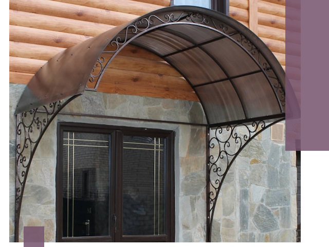 Арочные козырьки под ключ в Дальнегорске: изготовление и монтаж