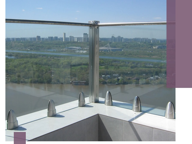 Стеклянные парапеты премиум класса в Дальнегорске для домов и бизнесов