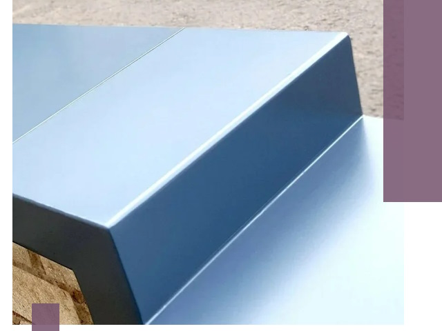 Крышки на парапет в Дальнегорске: изготовление и монтаж под ключ